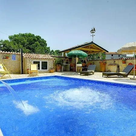 Appartamento Sandor 1 *